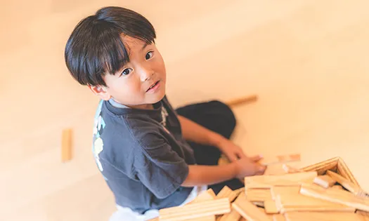 子どもの人格の尊厳と子どもの人種を尊重する保育